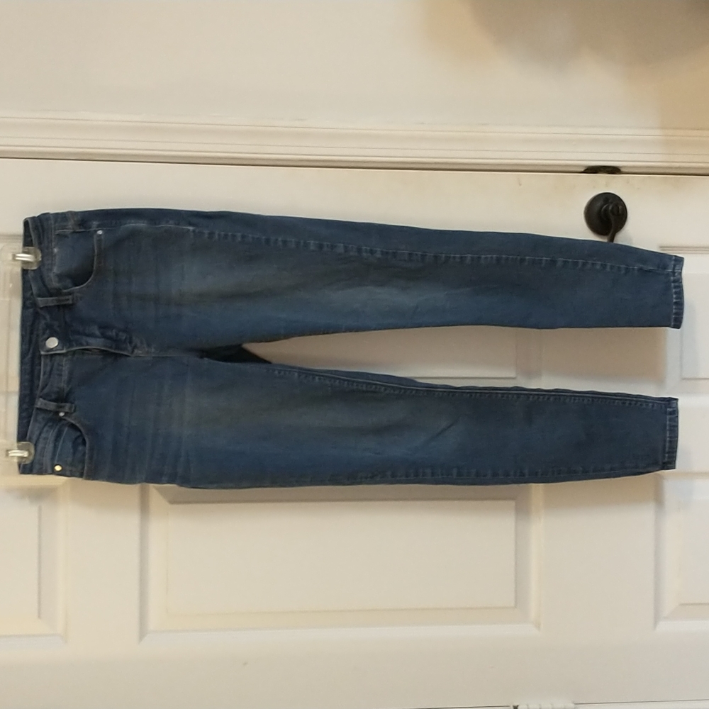 Curve Appeal Essential Skinny Jeans